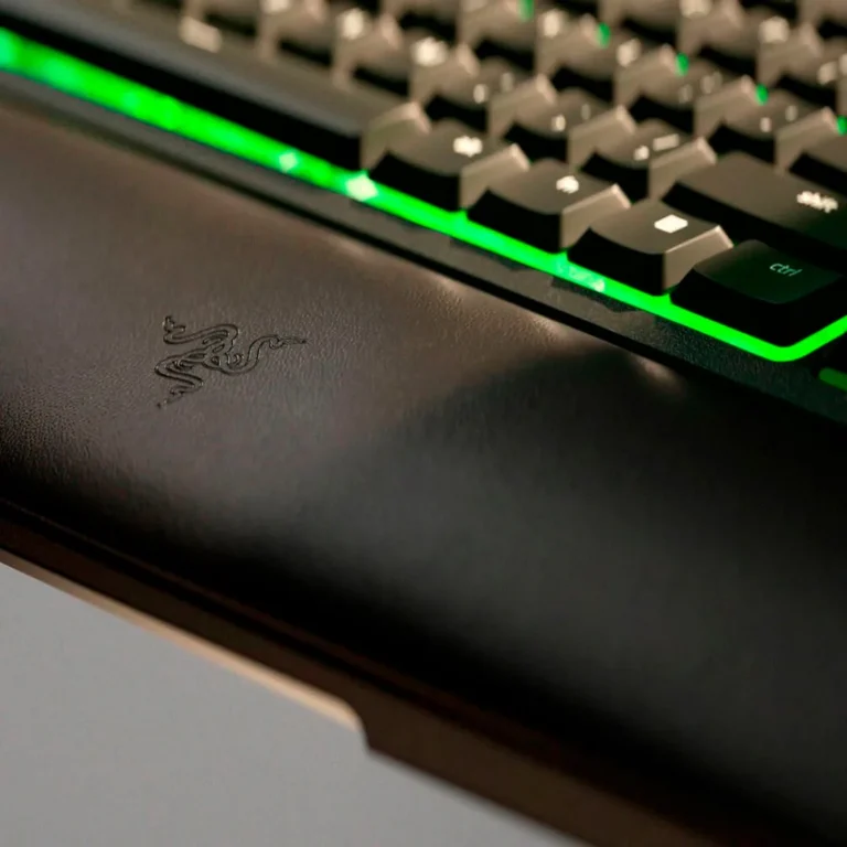 Teclado Razer OrnataV2 Gamer - Alámbrico – imagen 3
