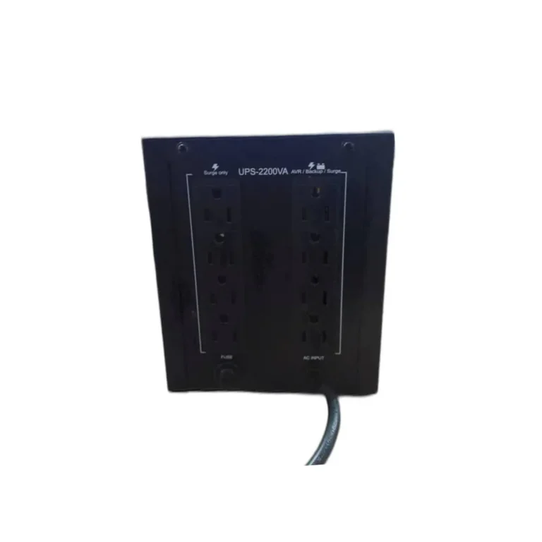 UPS U-Products UPR-2200VA - 2200VA / 1100W – imagen 2