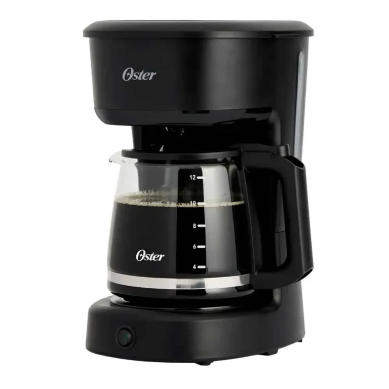 Cafetera Oster - 12 Tazas / Filtro Reutilizable / Función Pausa y Servir / Ventanilla de Agua / Negro - BVSTDCS121B – imagen 2