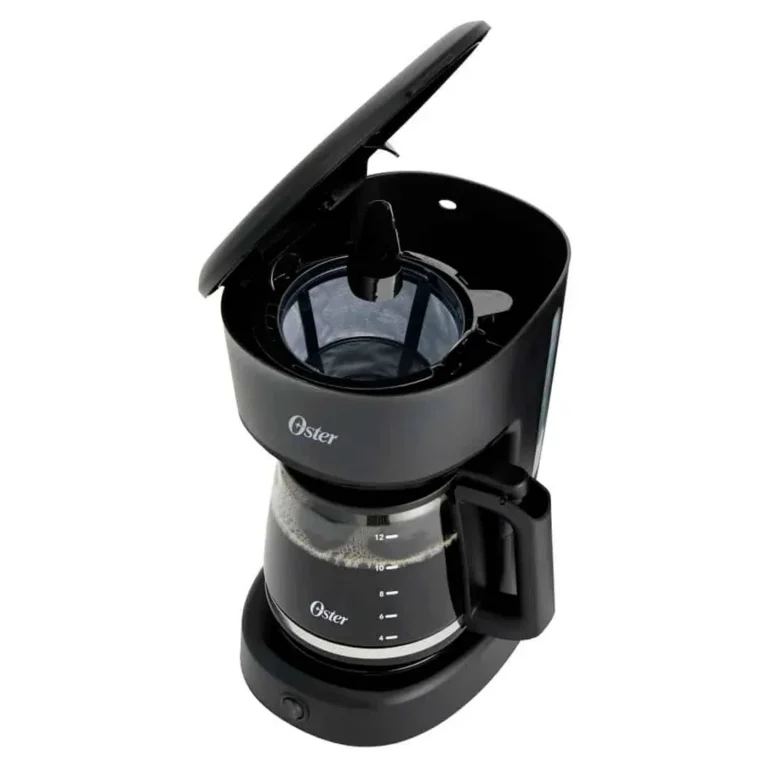 Cafetera Oster - 12 Tazas / Filtro Reutilizable / Función Pausa y Servir / Ventanilla de Agua / Negro - BVSTDCS121B – imagen 3
