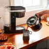 Cafetera de goteo KitchenAid KCM1208OB de 12 tazas con cabezal de ducha en espiral - Negro ónix – imagen 3